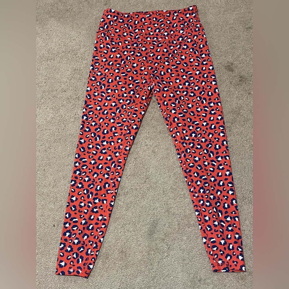 Crown & Ivy Leggings -  Leopard Print nwot